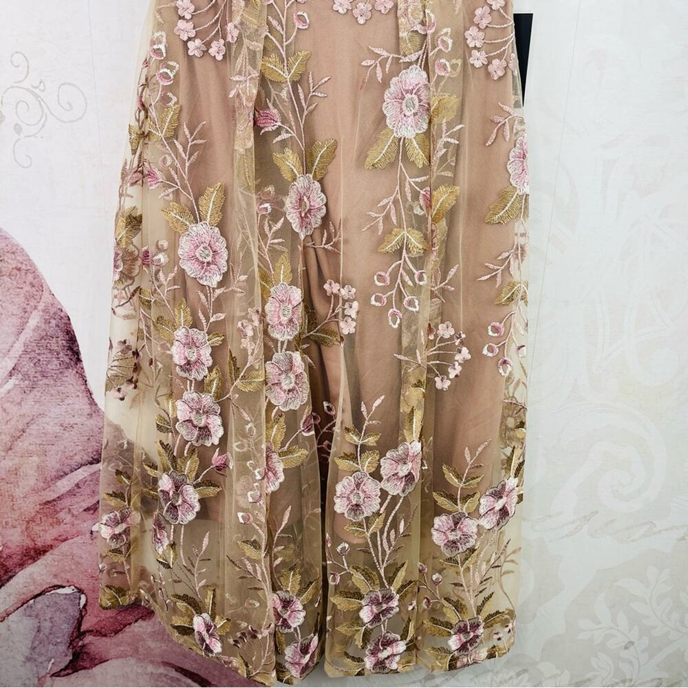 Adrianna Papell size 4 FLORAL EMBROIDERED FLARED DRESS NWT - Picture 9 of 14